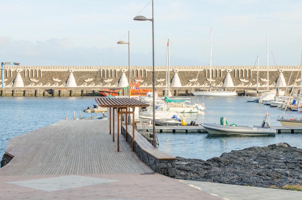 Vv 121 Con Balcon En Primera Linea De Mar La Restinga Exteriör bild
